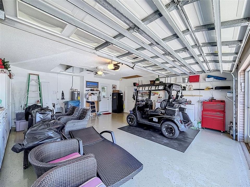 For Rent: $3,000 (2 beds, 2 baths, 2072 Square Feet)