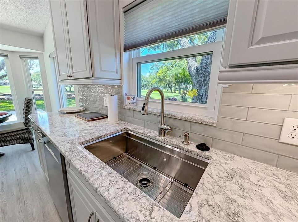For Rent: $3,000 (2 beds, 2 baths, 2072 Square Feet)