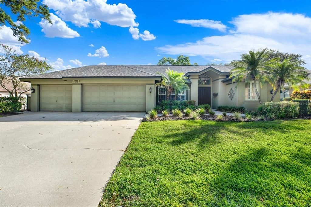 For Sale: $750,000 (4 beds, 2 baths, 2193 Square Feet)
