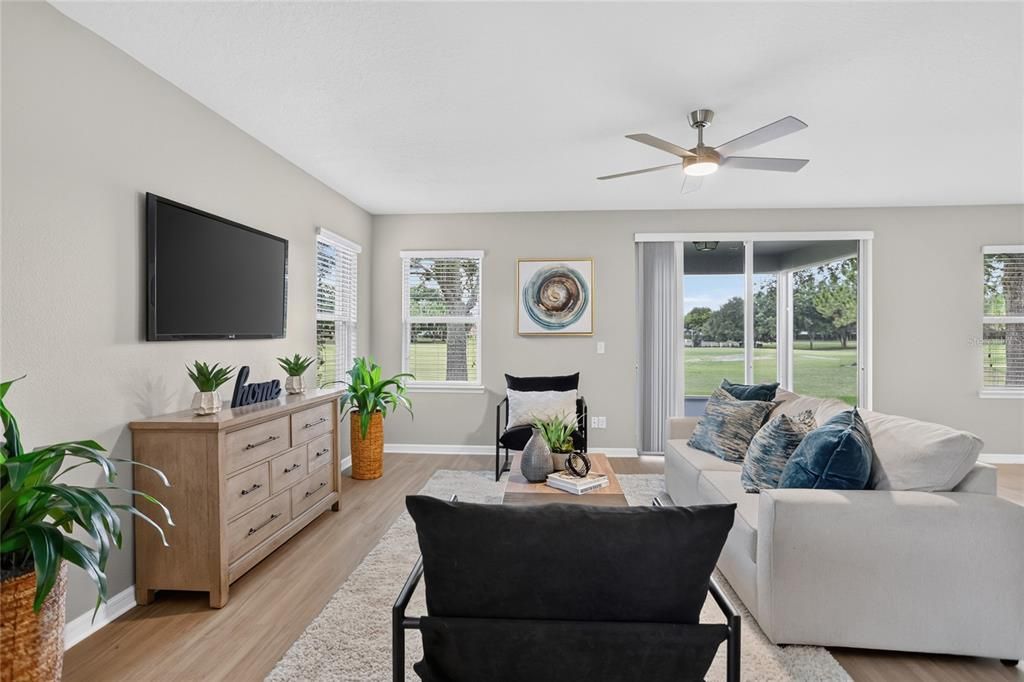 For Sale: $325,000 (2 beds, 2 baths, 1772 Square Feet)