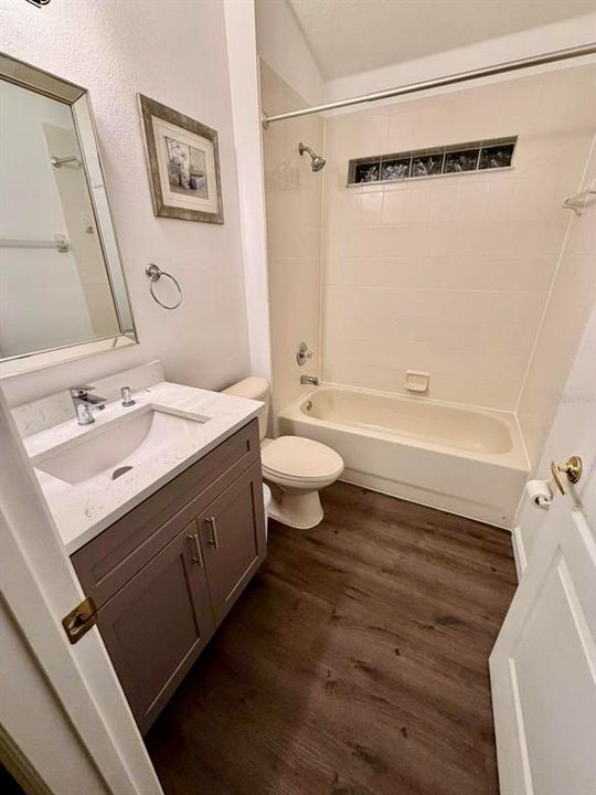 En Renta: $2,400 (3 camas, 2 baños, 1694 Pies cuadrados)