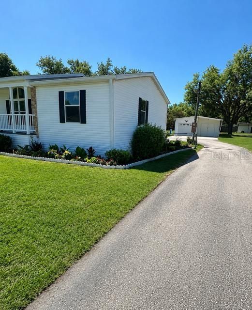 For Sale: $335,000 (3 beds, 2 baths, 1830 Square Feet)