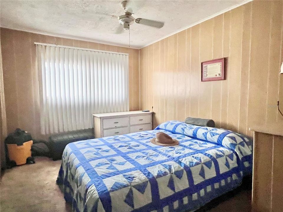 Под контрактом: $65,000 (2 спален, 2 ванн, 1160 Квадратных фут)