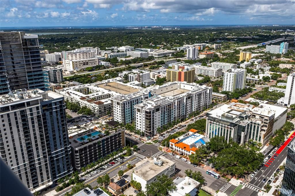 For Sale: $1,375,000 (2 beds, 2 baths, 1339 Square Feet)