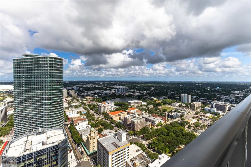 For Sale: $1,375,000 (2 beds, 2 baths, 1339 Square Feet)