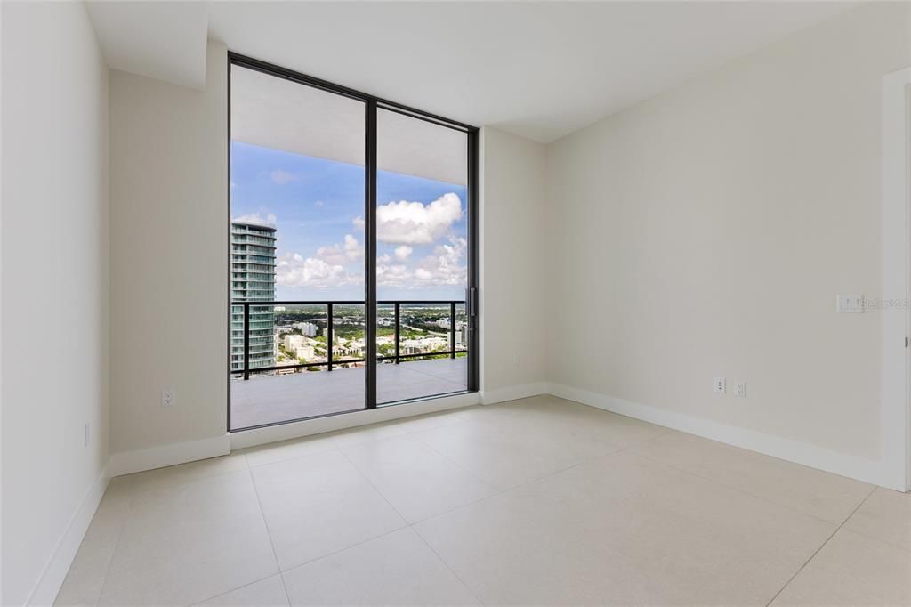 For Sale: $1,375,000 (2 beds, 2 baths, 1339 Square Feet)