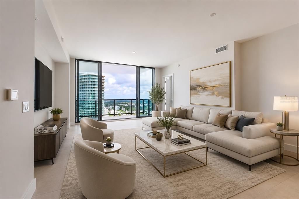 For Sale: $1,375,000 (2 beds, 2 baths, 1339 Square Feet)