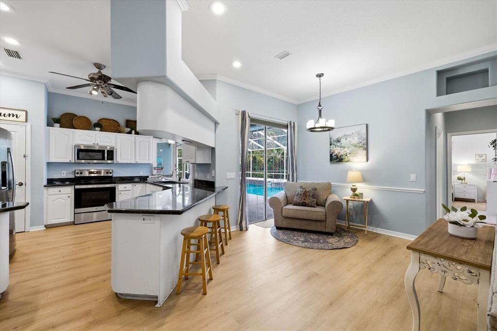 For Sale: $649,900 (3 beds, 2 baths, 2592 Square Feet)