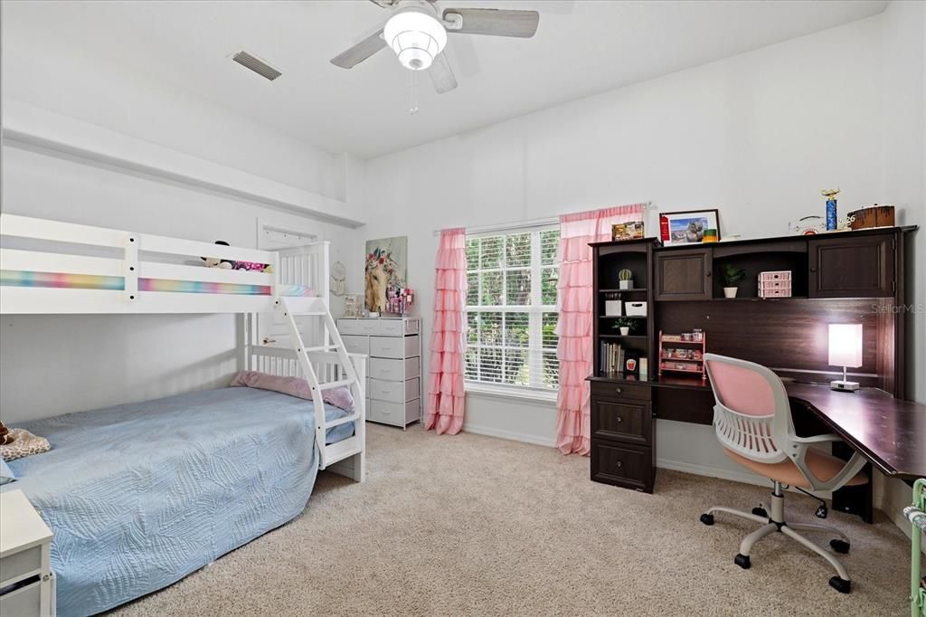 For Sale: $649,900 (3 beds, 2 baths, 2592 Square Feet)