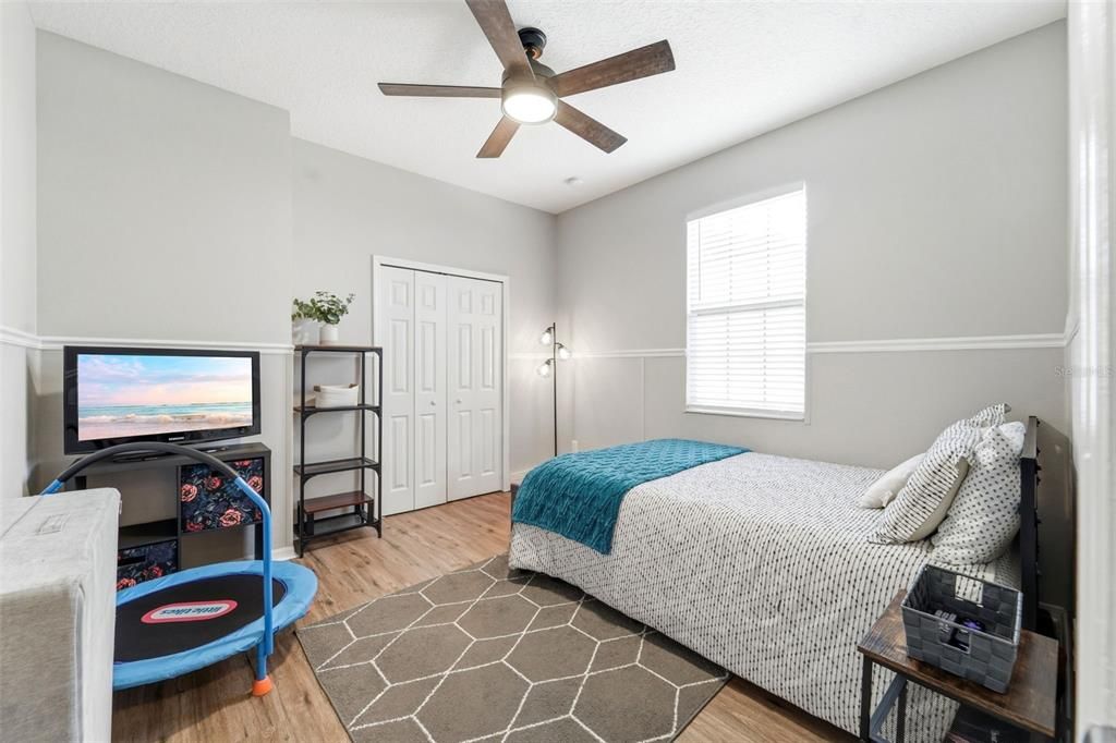 Active With Contract: $499,000 (3 beds, 2 baths, 1711 Square Feet)