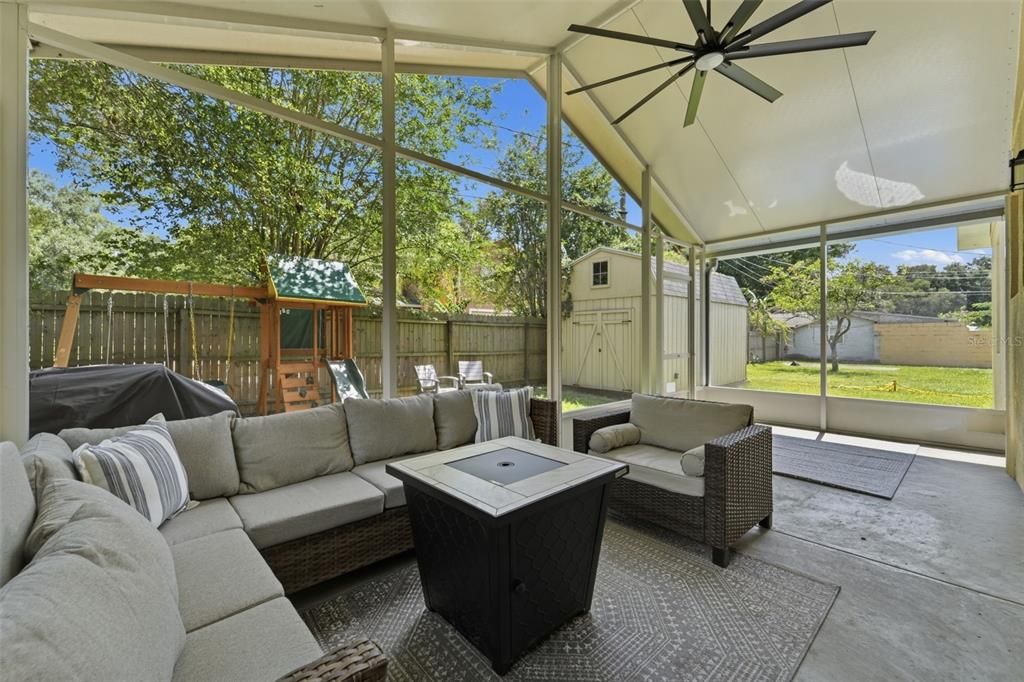 Active With Contract: $499,000 (3 beds, 2 baths, 1711 Square Feet)