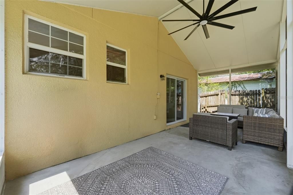 Active With Contract: $499,000 (3 beds, 2 baths, 1711 Square Feet)