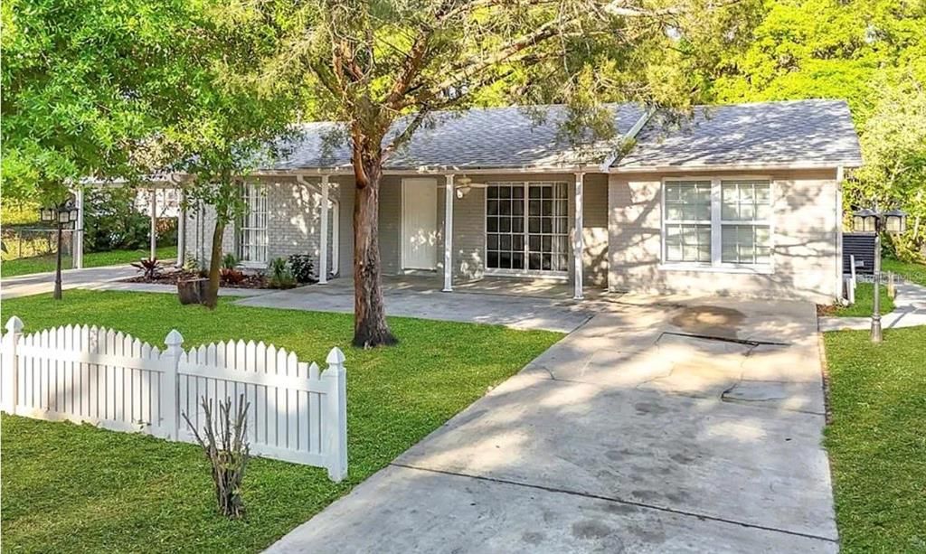 For Rent: $1,600 (2 beds, 1 baths, 1311 Square Feet)