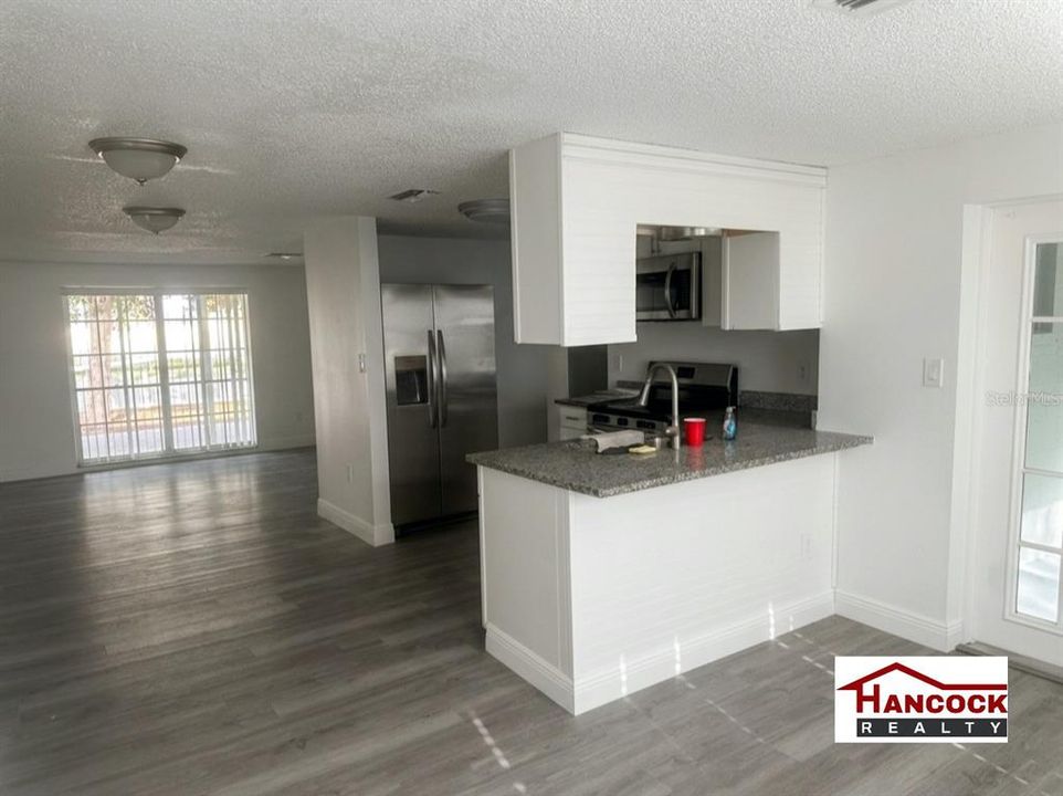 В аренду: $1,600 (2 спален, 1 ванн, 1311 Квадратных фут)