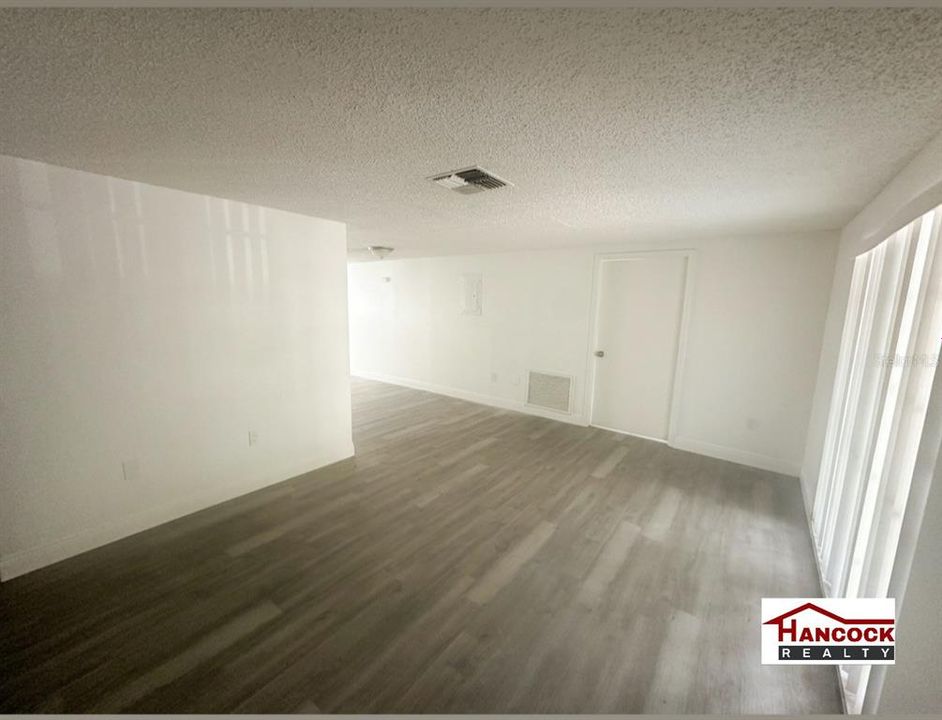 В аренду: $1,600 (2 спален, 1 ванн, 1311 Квадратных фут)