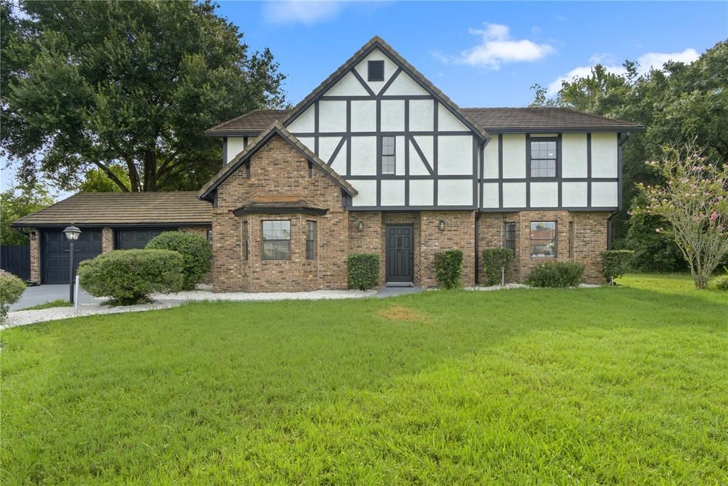 For Rent: $4,000 (6 beds, 4 baths, 3817 Square Feet)