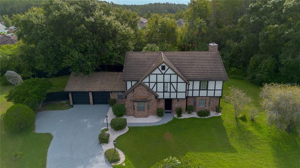 For Rent: $4,000 (6 beds, 4 baths, 3817 Square Feet)