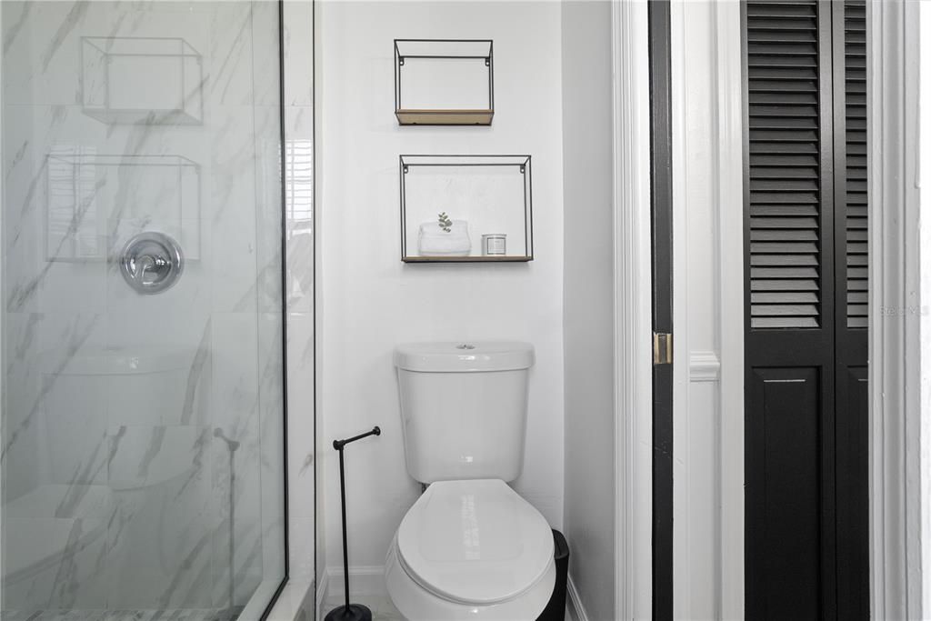 For Rent: $4,000 (6 beds, 4 baths, 3817 Square Feet)