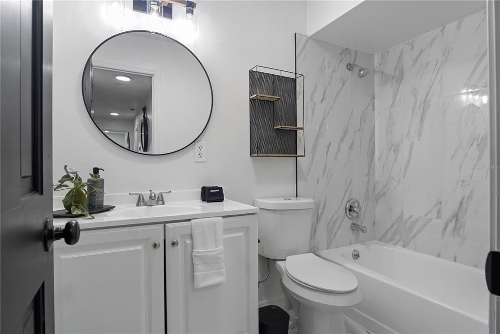 For Rent: $4,000 (6 beds, 4 baths, 3817 Square Feet)