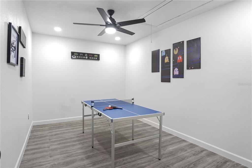 For Rent: $4,000 (6 beds, 4 baths, 3817 Square Feet)