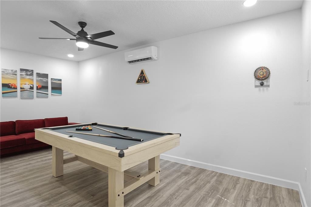 For Rent: $4,000 (6 beds, 4 baths, 3817 Square Feet)