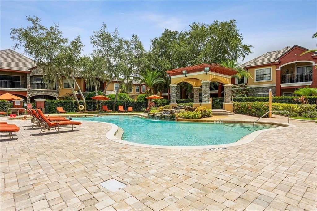 For Rent: $1,600 (1 beds, 1 baths, 750 Square Feet)