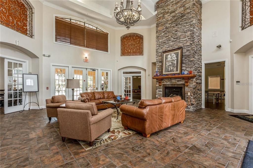 For Rent: $1,600 (1 beds, 1 baths, 750 Square Feet)