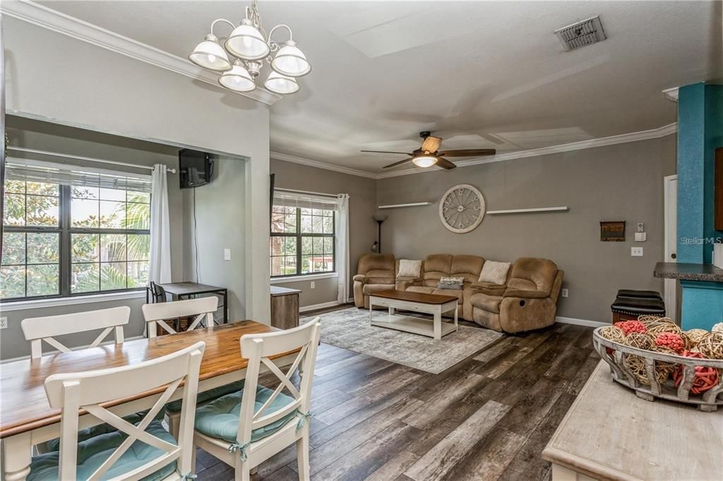 For Rent: $1,600 (1 beds, 1 baths, 750 Square Feet)