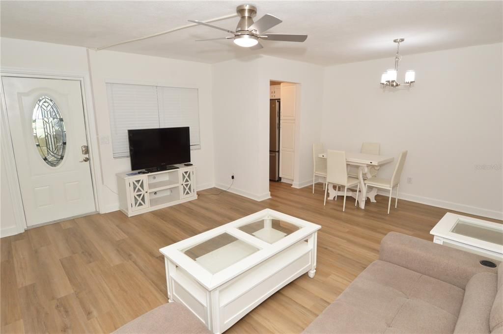 В аренду: $1,250 (1 спален, 1 ванн, 625 Квадратных фут)