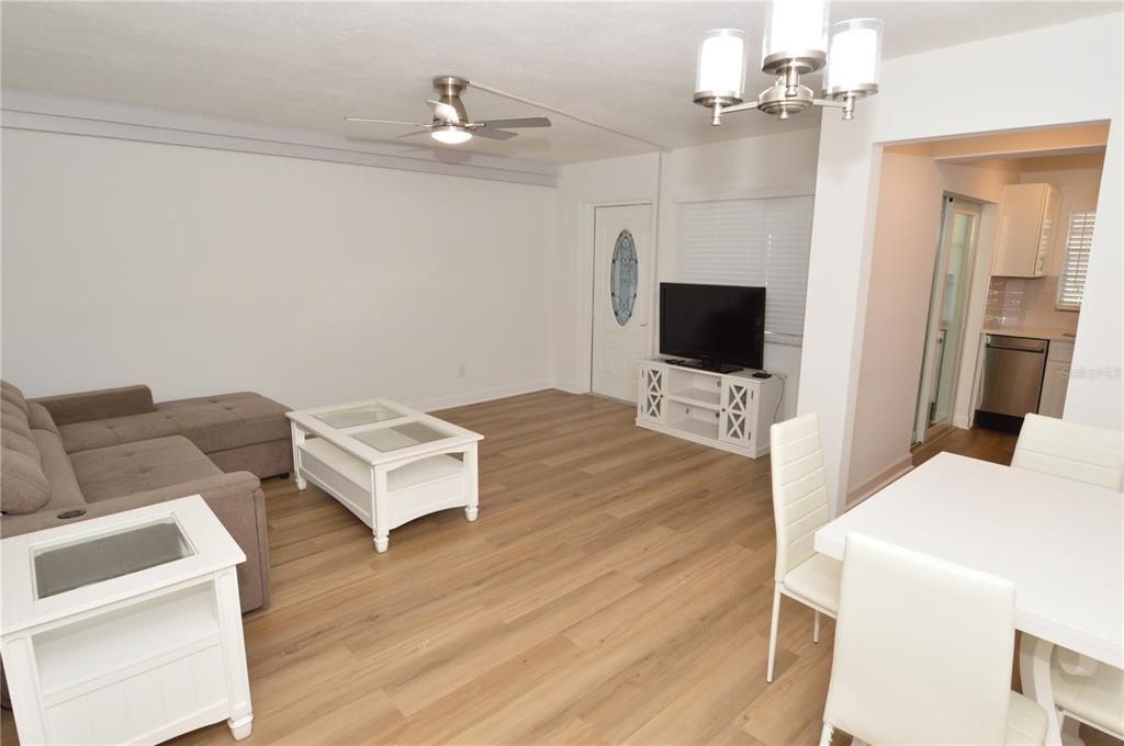 В аренду: $1,250 (1 спален, 1 ванн, 625 Квадратных фут)