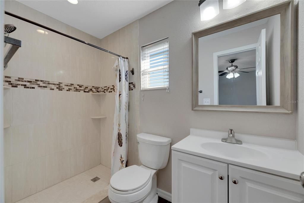 В аренду: $3,200 (3 спален, 2 ванн, 1118 Квадратных фут)