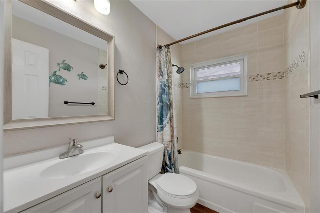 В аренду: $3,200 (3 спален, 2 ванн, 1118 Квадратных фут)
