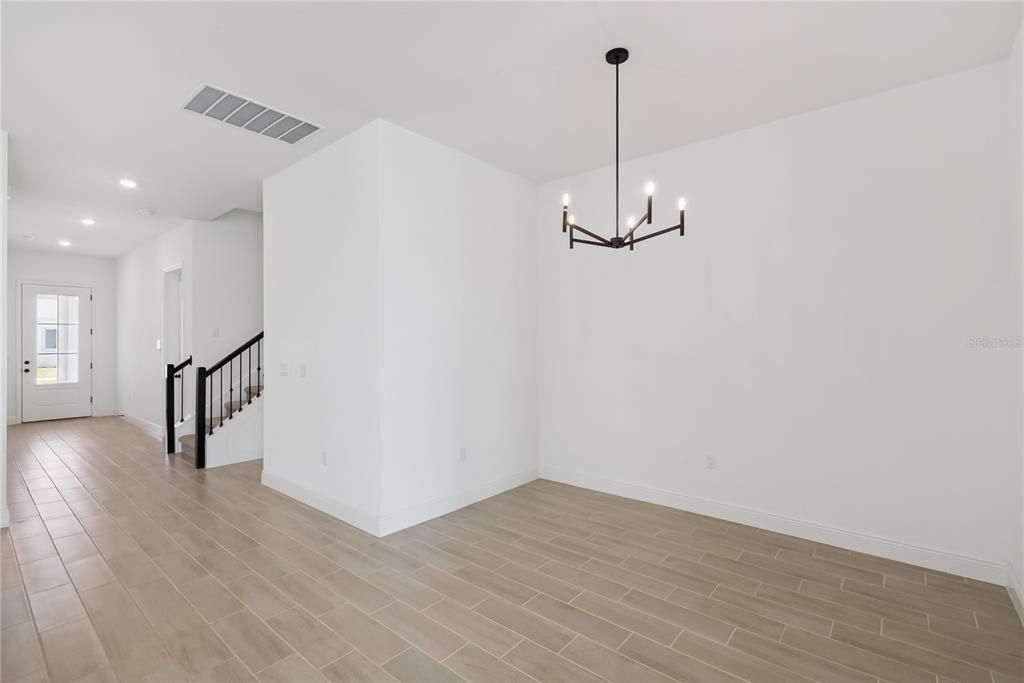 For Sale: $990,000 (5 beds, 3 baths, 3068 Square Feet)
