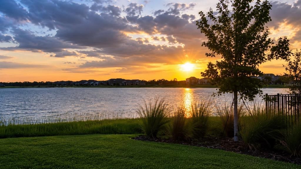 For Sale: $990,000 (5 beds, 3 baths, 3068 Square Feet)
