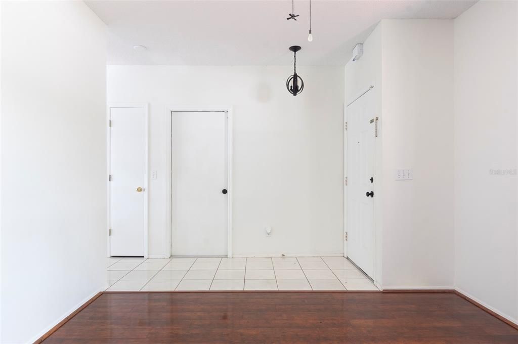For Rent: $2,400 (3 beds, 2 baths, 1676 Square Feet)