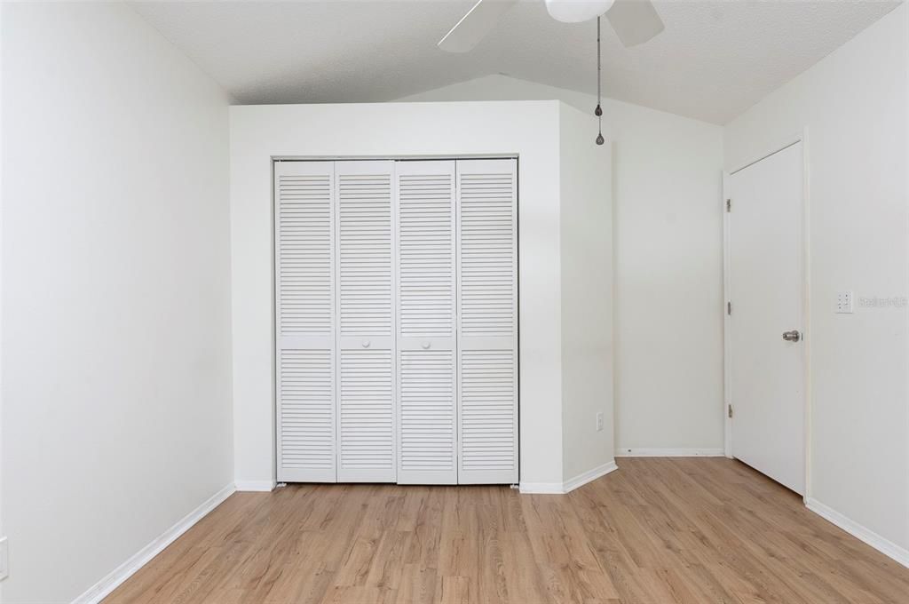 For Rent: $2,400 (3 beds, 2 baths, 1676 Square Feet)
