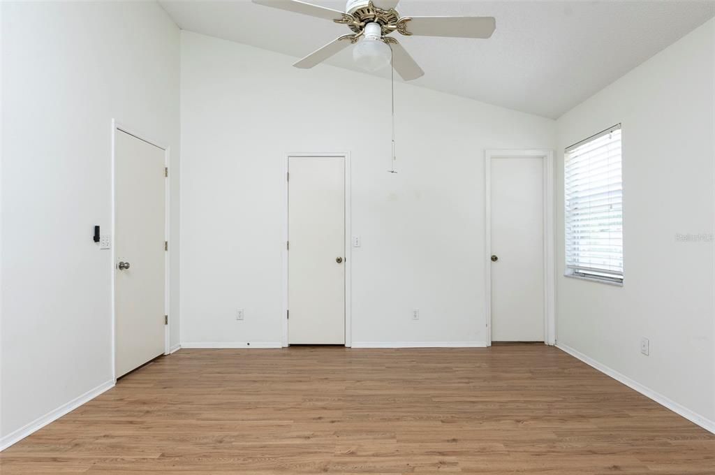 For Rent: $2,400 (3 beds, 2 baths, 1676 Square Feet)