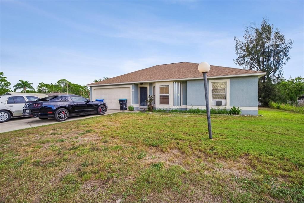 For Sale: $259,900 (3 beds, 2 baths, 1332 Square Feet)