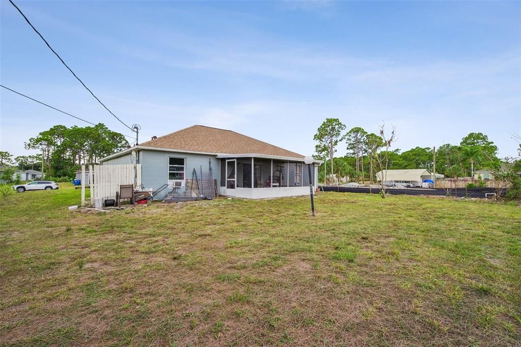 For Sale: $259,900 (3 beds, 2 baths, 1332 Square Feet)