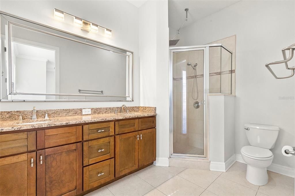 For Sale: $815,000 (2 beds, 3 baths, 2004 Square Feet)