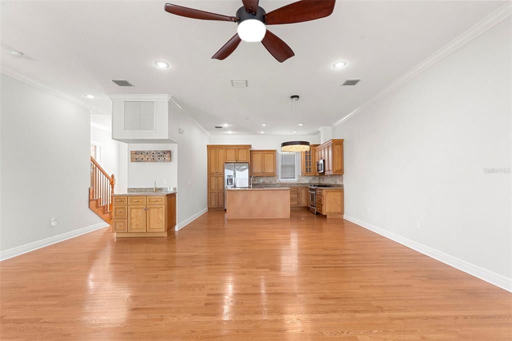 For Sale: $815,000 (2 beds, 3 baths, 2004 Square Feet)