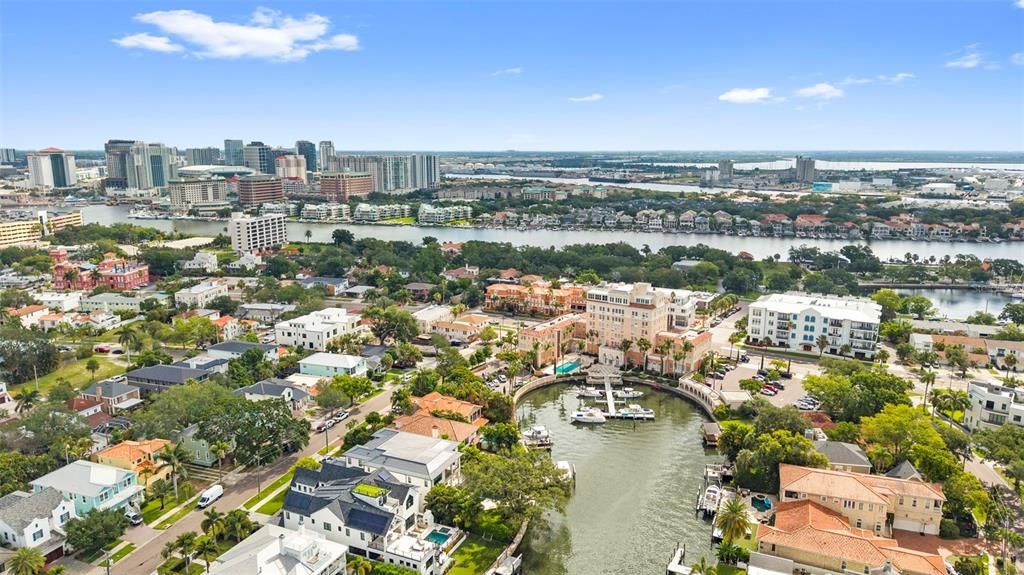 For Sale: $815,000 (2 beds, 3 baths, 2004 Square Feet)