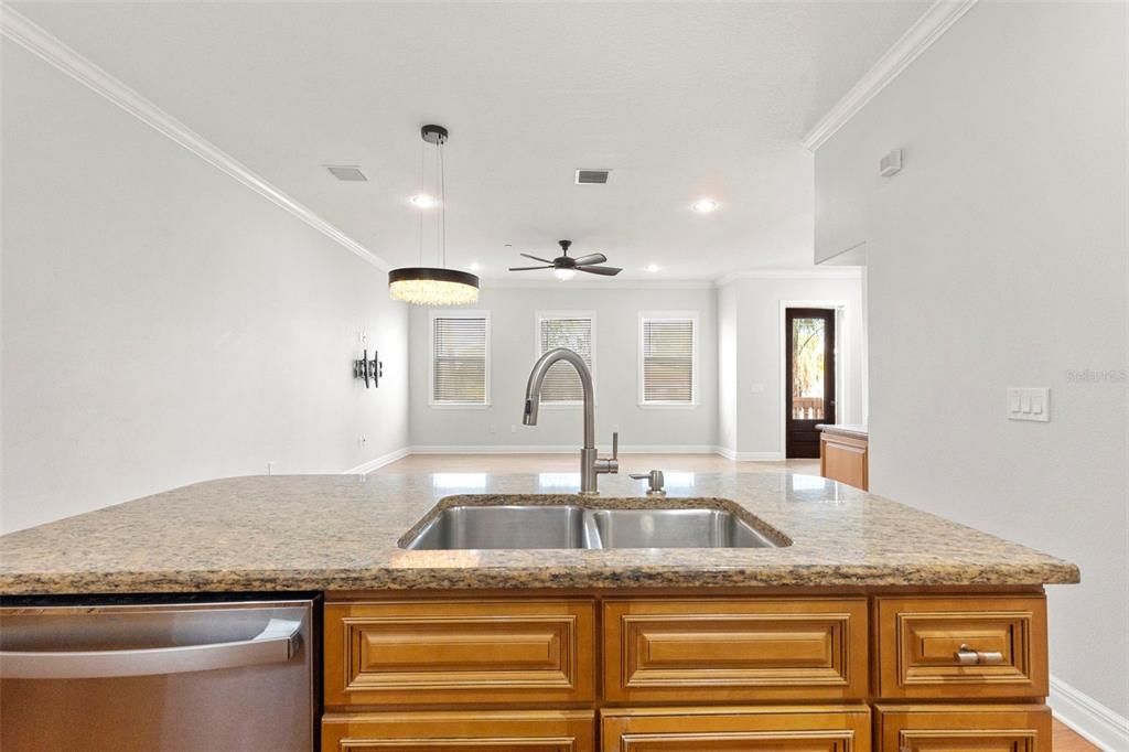 For Sale: $815,000 (2 beds, 3 baths, 2004 Square Feet)