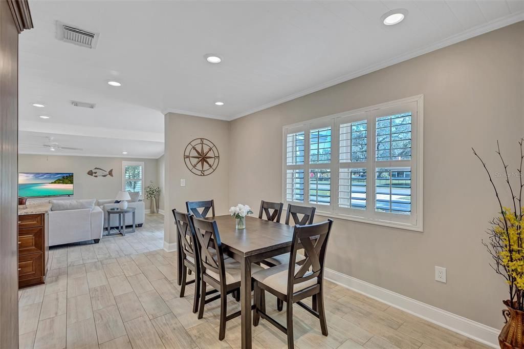 For Sale: $495,000 (2 beds, 2 baths, 1316 Square Feet)