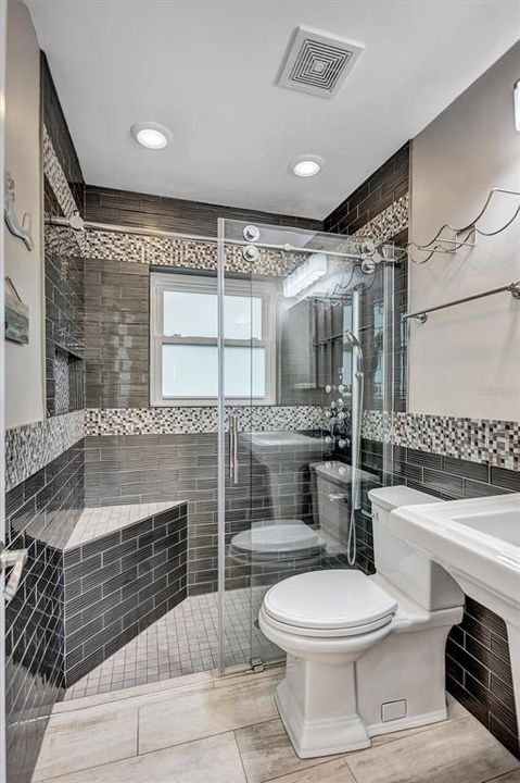 For Sale: $495,000 (2 beds, 2 baths, 1316 Square Feet)
