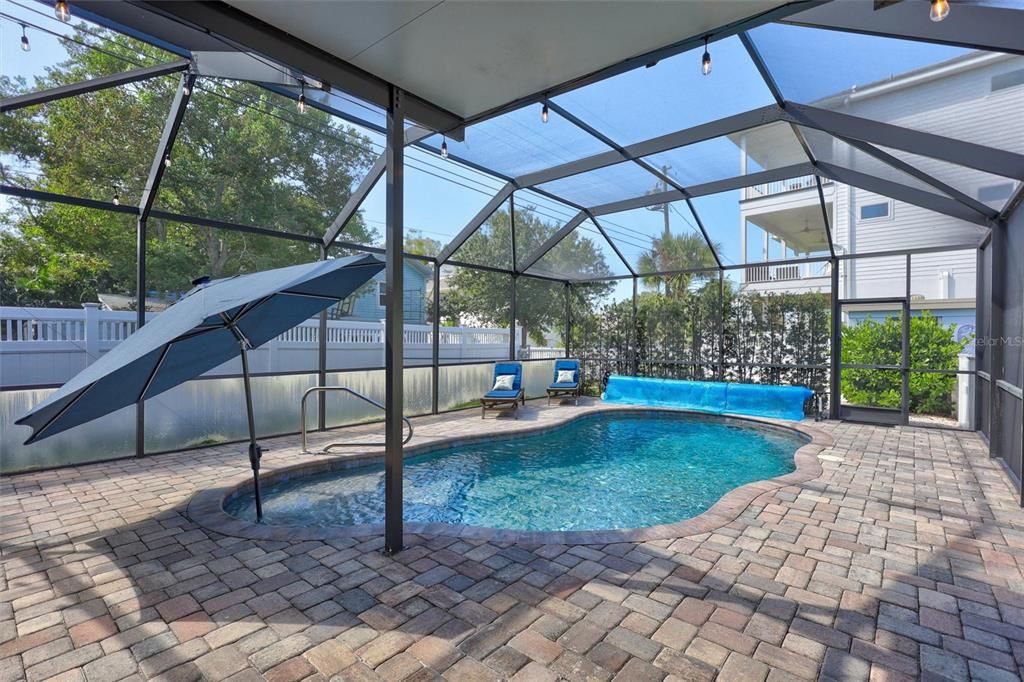 For Sale: $495,000 (2 beds, 2 baths, 1316 Square Feet)
