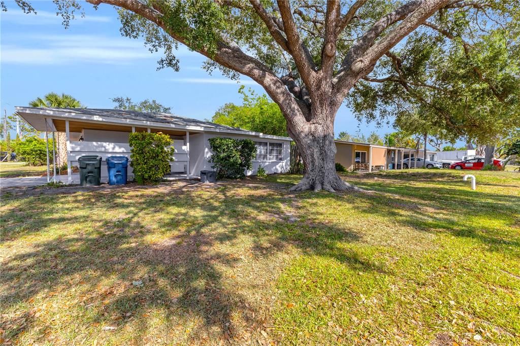 For Sale: $329,500 (3 beds, 2 baths, 1318 Square Feet)