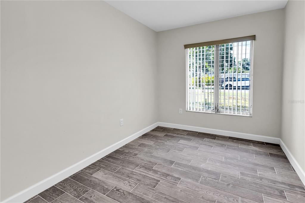 For Sale: $329,500 (3 beds, 2 baths, 1318 Square Feet)