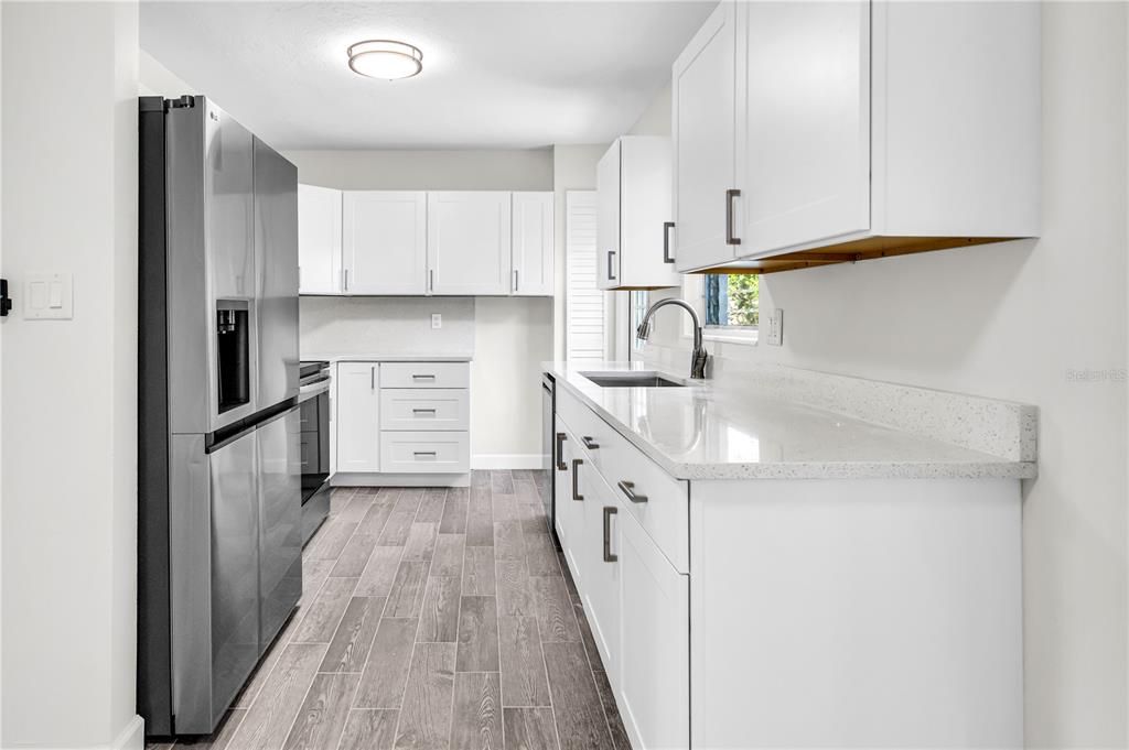 For Sale: $329,500 (3 beds, 2 baths, 1318 Square Feet)