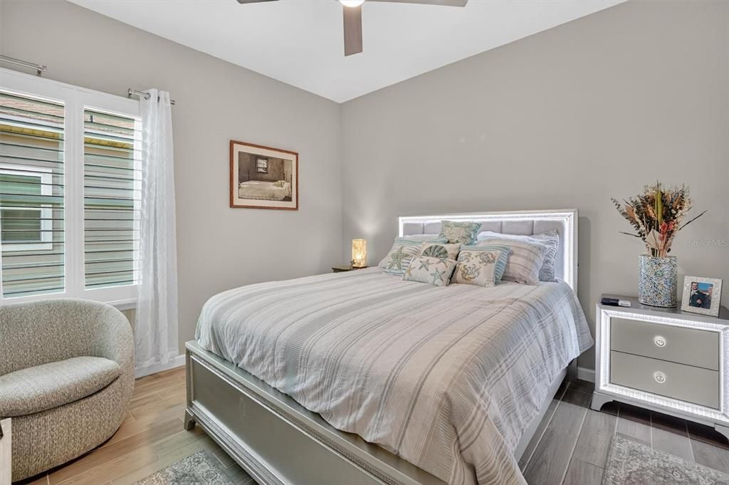 For Sale: $439,900 (3 beds, 2 baths, 1716 Square Feet)